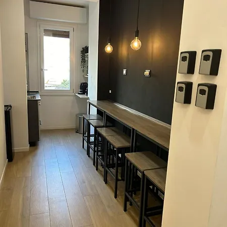 Wow 게스트하우스 4*